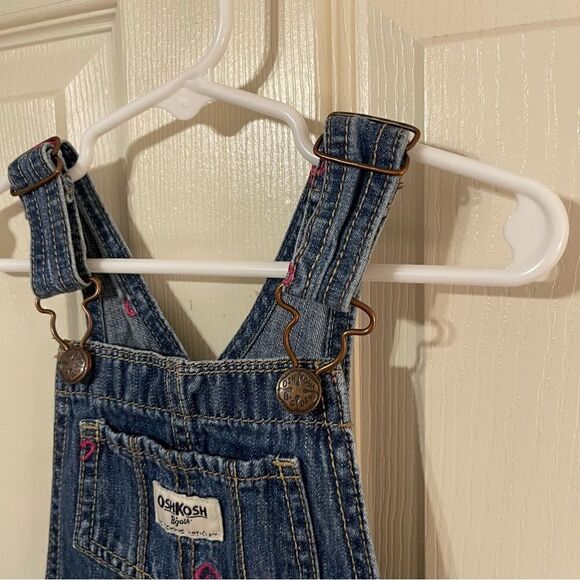 Oshkosh B'gosh Blue Jean Overalls with Pink Embroidered Hearts Girl's 3T - Picture 4 of 9